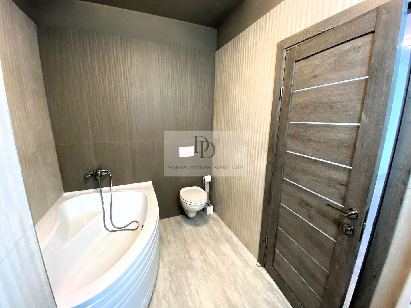 Inchiriere 3 camere, 2 bai + Parcare | Zona Centrala - NTT DATA - Poză 9