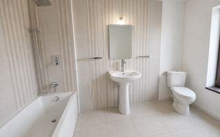 Casă Ploiești - 6 Camere -282 Mp Utili - Teren 600 Mp - Comision 0% - Poză 26