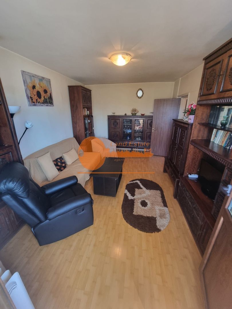 3 Camere la 3 minute Metrou Crangasi- Parc - Bloc Reabilitat - Poză 2