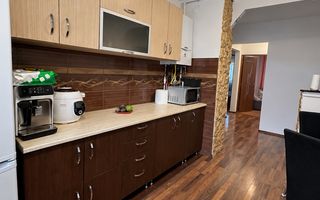 Apartament spatios cu 4 camere, zona centrala Apahida - Poză 3