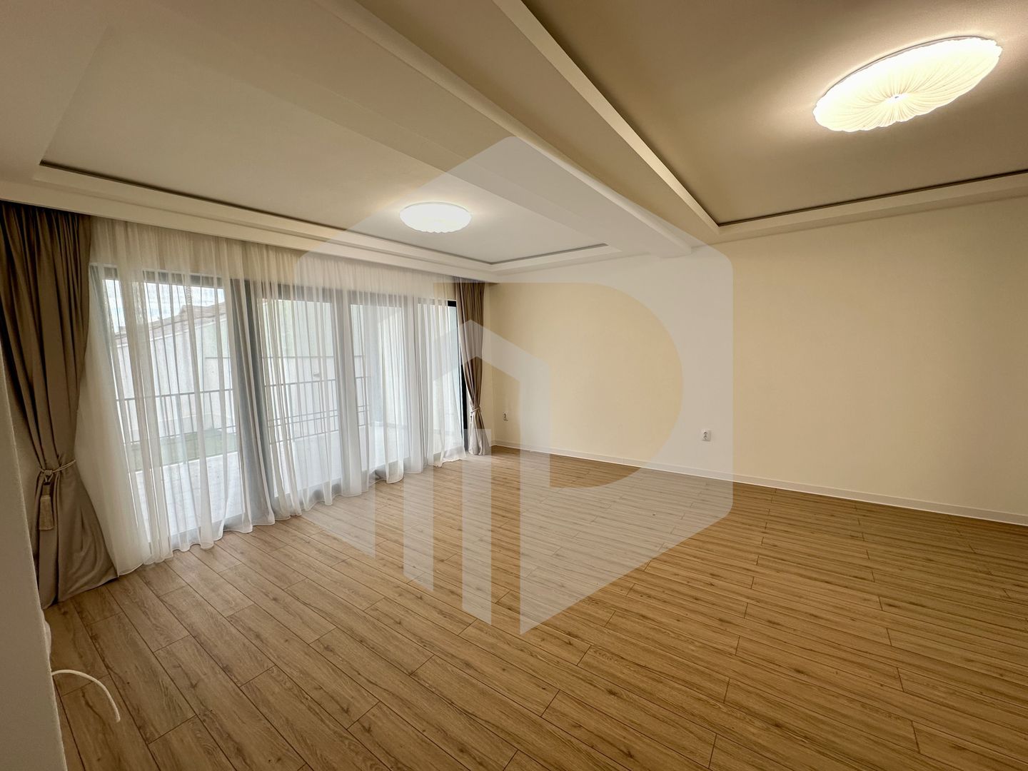 Cristian | Duplex |118mpu+ Mansarda amenajata | La Cheie| 158mp Teren - Poză 8
