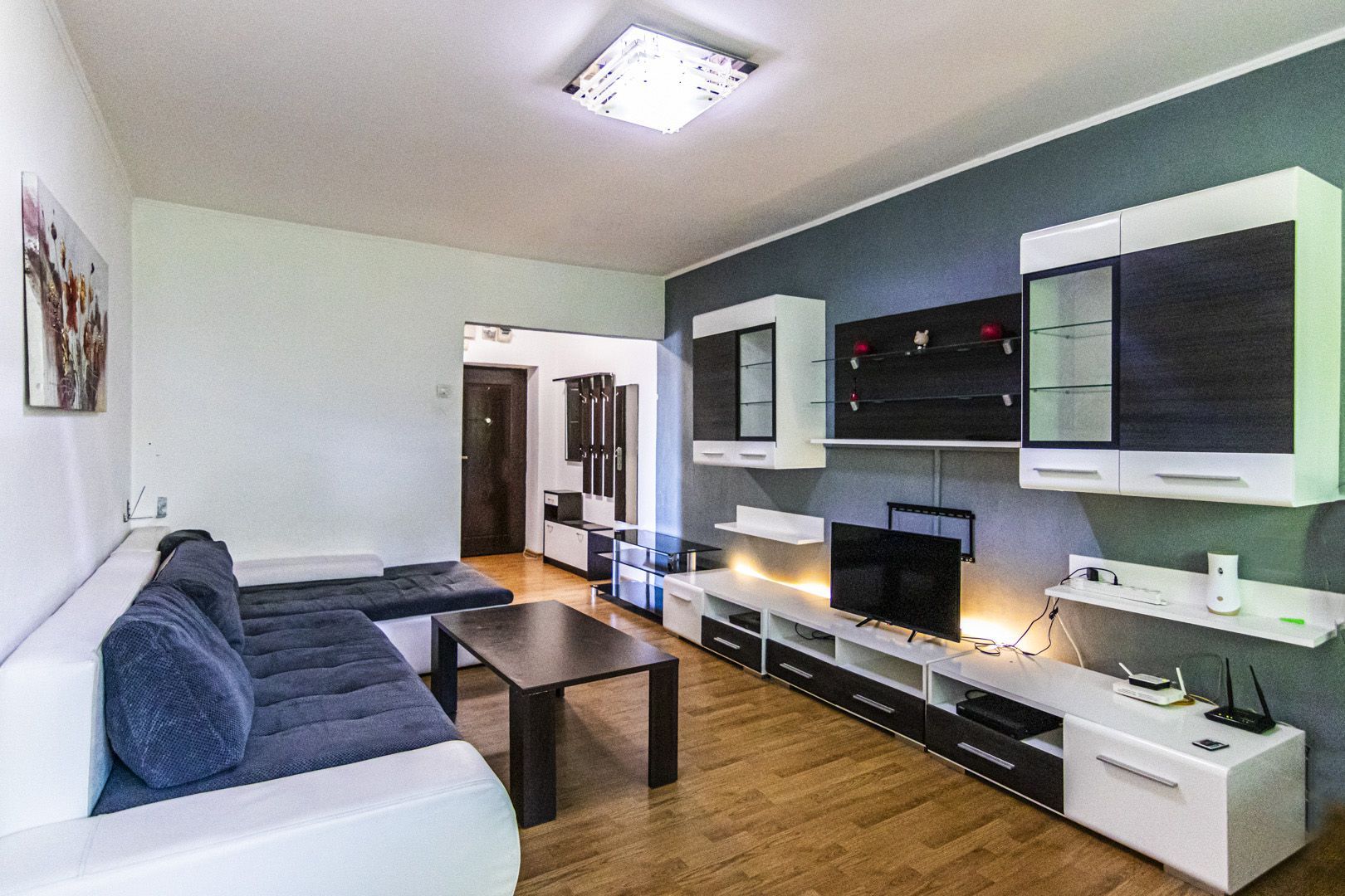 Drumul Taberei - Favorit, 3 camere, 2/10, mobilat, utilat complet, comision 0% - Poză 1