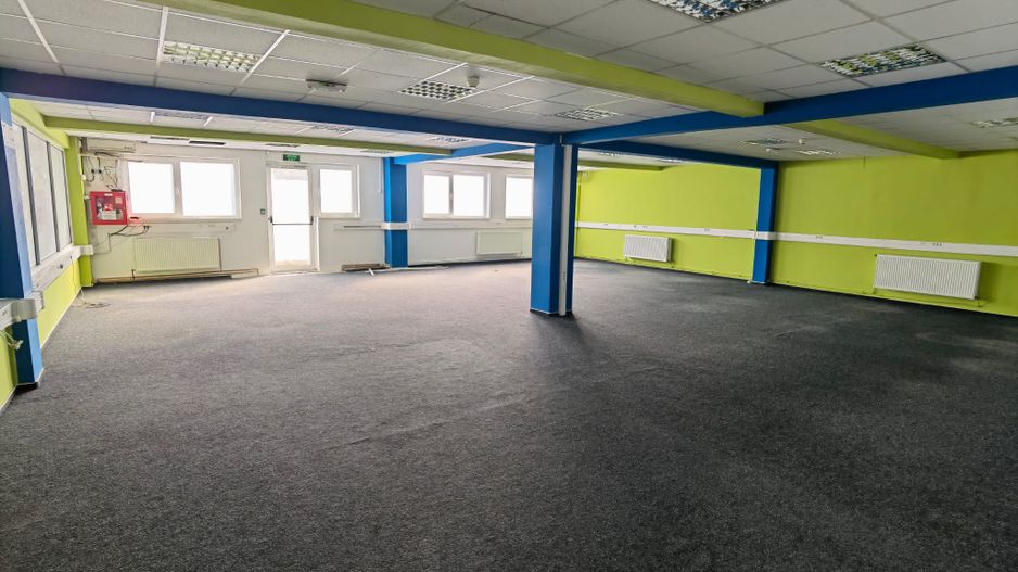 Spatii birouri/servicii - Poză 43