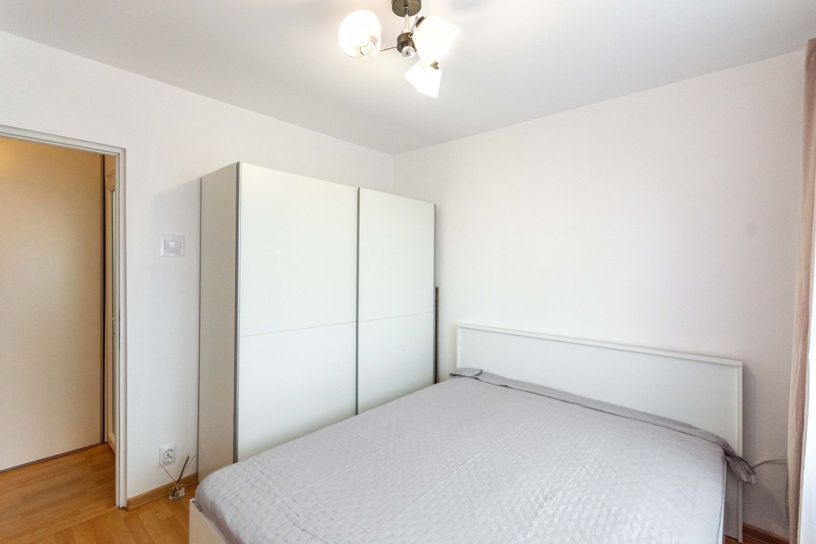 Piata Progresul Giurgiului, 2 cam, renovate, de inchiriat, comision 0% - Poză 5