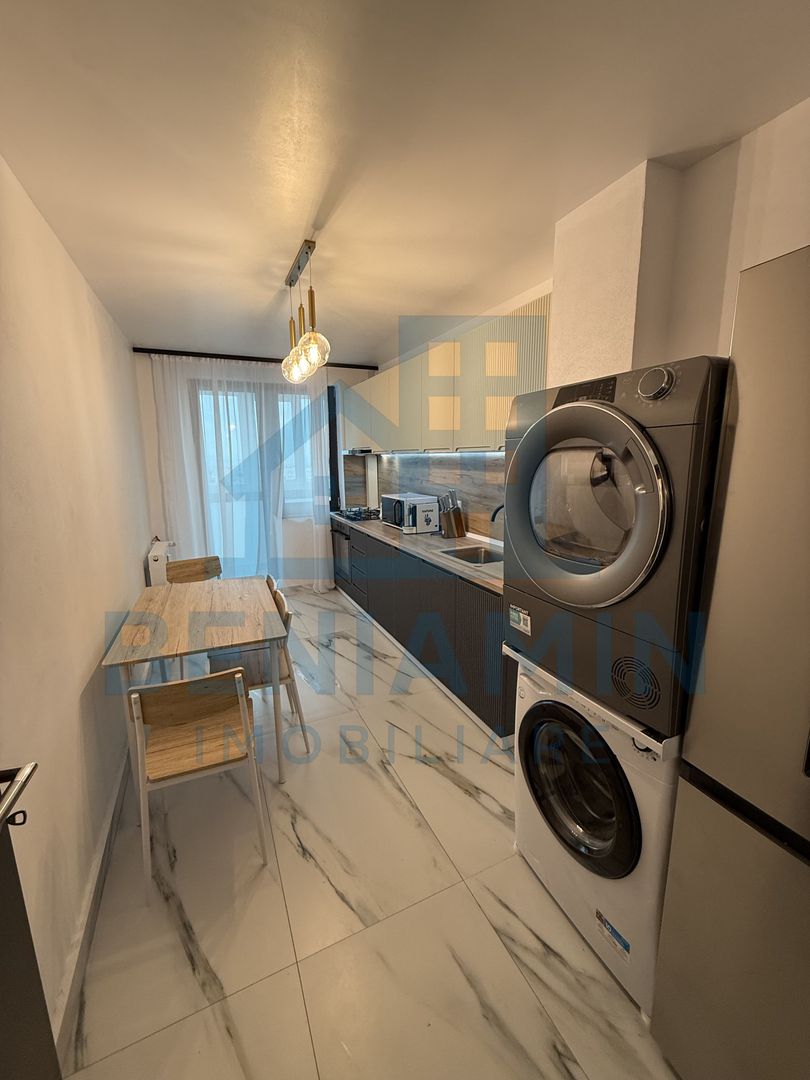 4 camere - 93mp - mobila - utilat - lux - Hotel Ramada - Poză 8