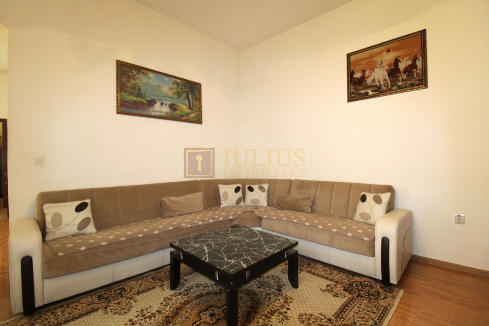 Zona Traian, 3 camere, centrala proprie - Poză 2