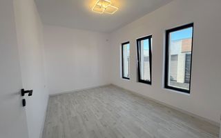 Casa individuala parter - 4 camere - STR.Miorita - Poză 7