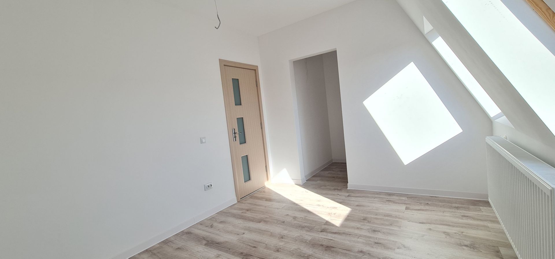 Casa finalizata intabulata in Cartier Izvor Tarlungeni Brasov - Poză 7