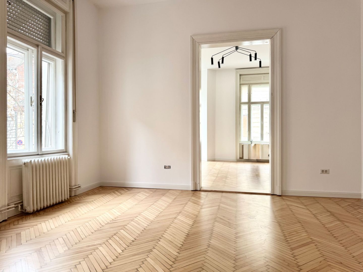 Birouri reprezentative, finisaje moderne, prima închiriere - Poză 1