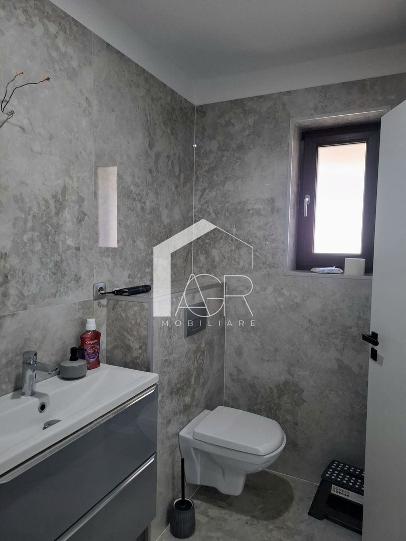 Vila cu 5 camere de vanzare, Strejnicu - Poză 24