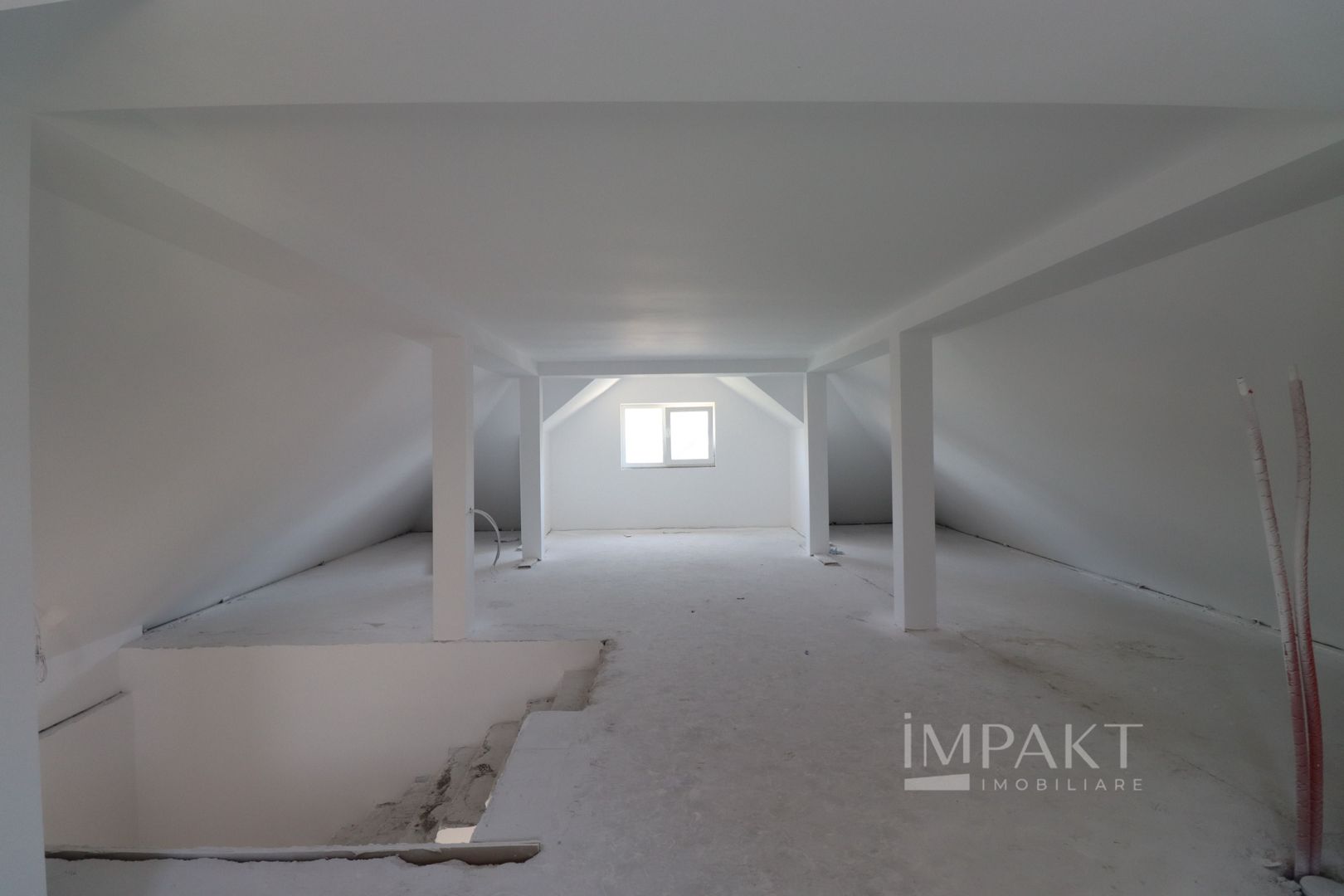 Casa individuala cu teren de 440 mp, situata in Dezmir! - Poză 18