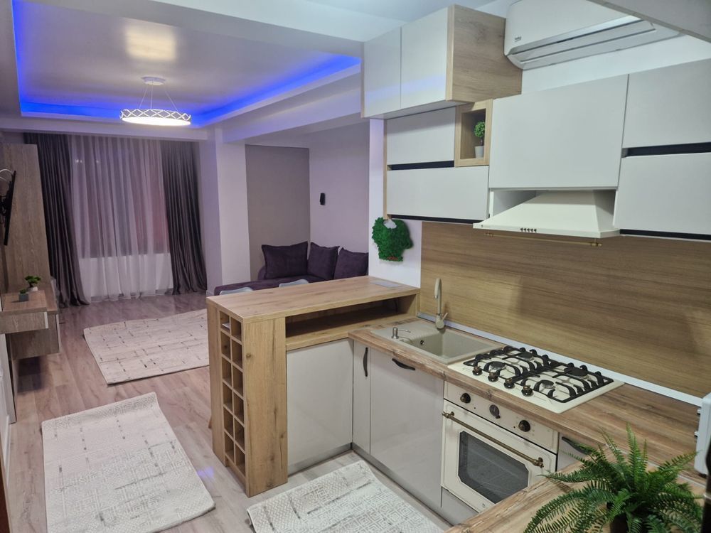 Garsonieră de închiriat – Faleză Nord, Str. Unirii / Pescăruș - Poză 1