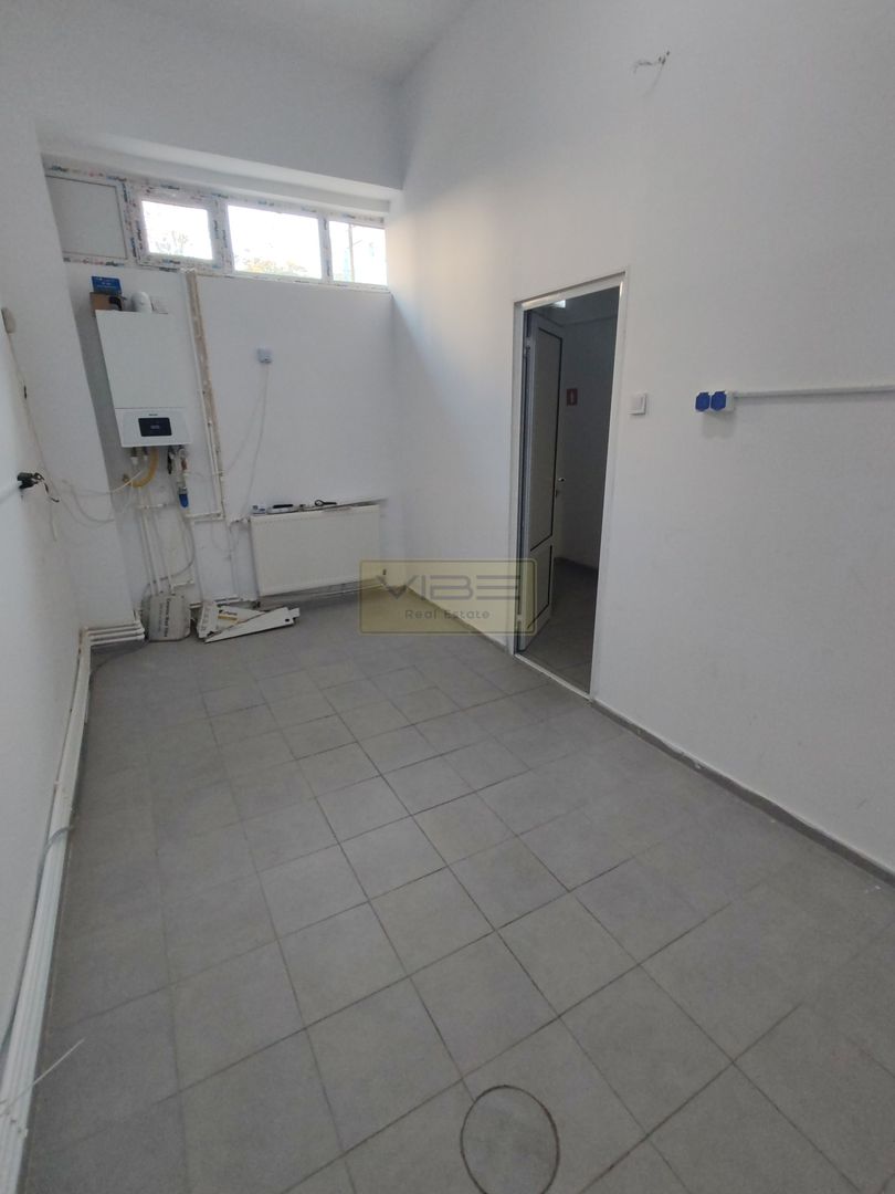 Spațiu comercial - deschidere 10 ml-amenajat! - Poză 3