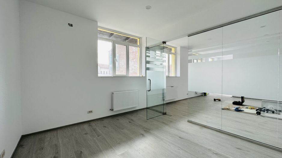 Comision 0% | Birou Modern - 2 incaperi & grup sanitar | P-ta Maria - Poză 6