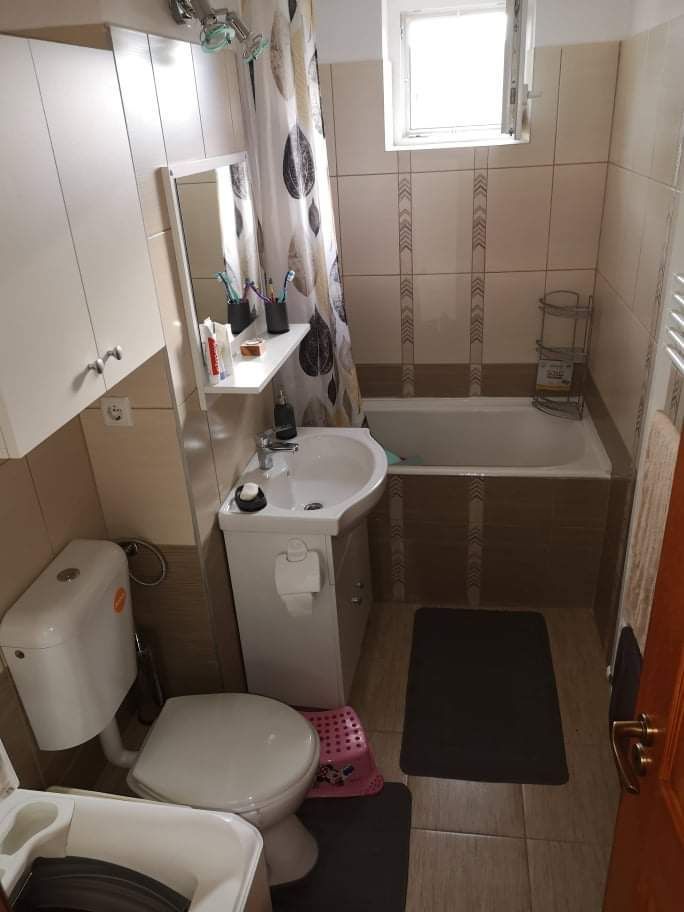 Ag EUROPA vinde ap 2 cam 48mp etaj 4 în zona Carpați 1. - Poză 6