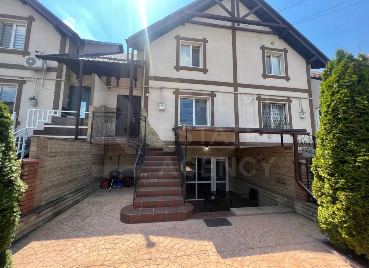 Chirie, casă, 3 camere, str. Tudor Vladimirescu, Durlești - Poză 1