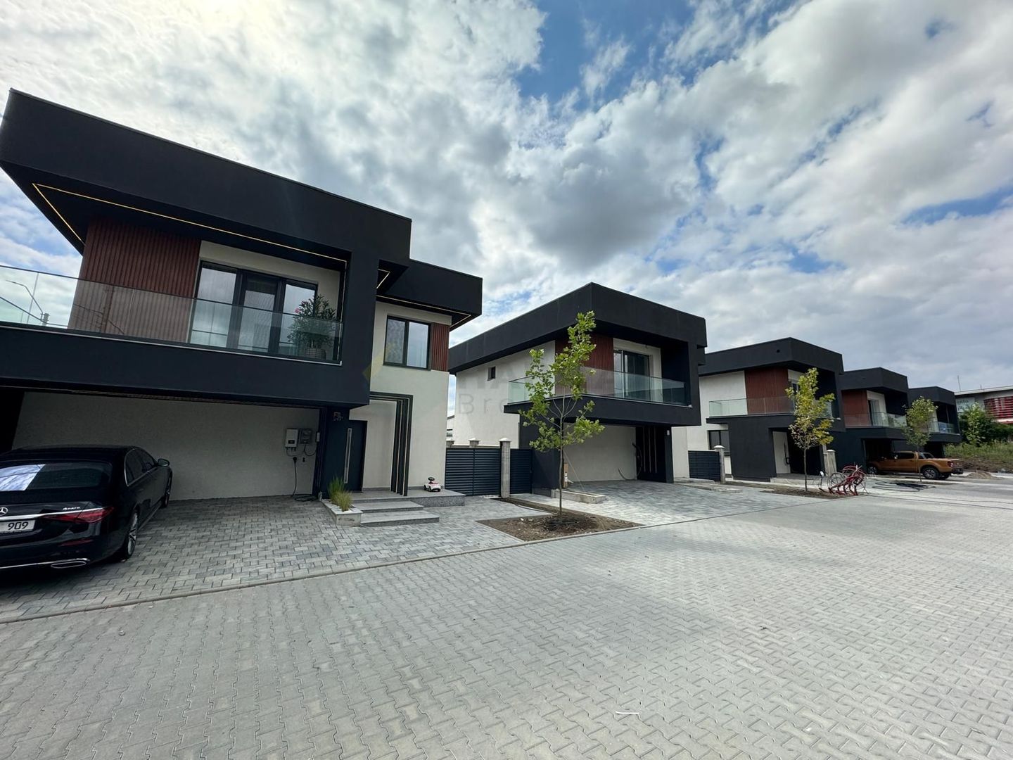 Avangarde by The Lake | Complet mobilat - Poză 23