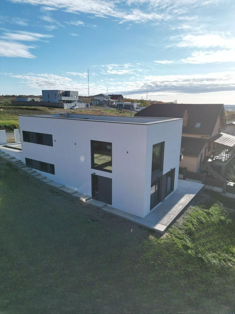 Vilă nouă design mediteranean, proiect deosebit și panoramă- 299.000 E - Poză 6