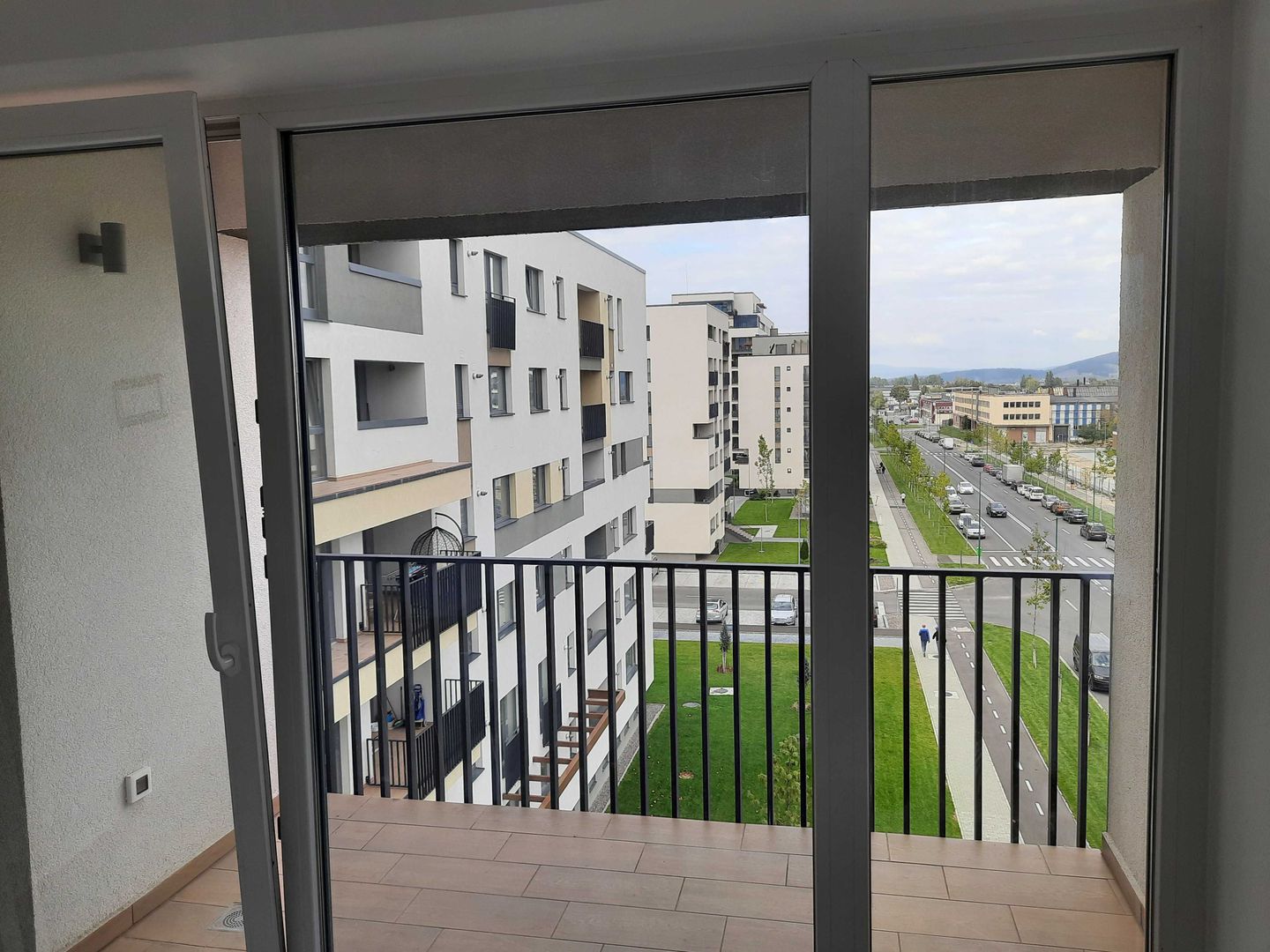 Apartament Open Space | Tractorul | Coresi Avangarden - Poză 2