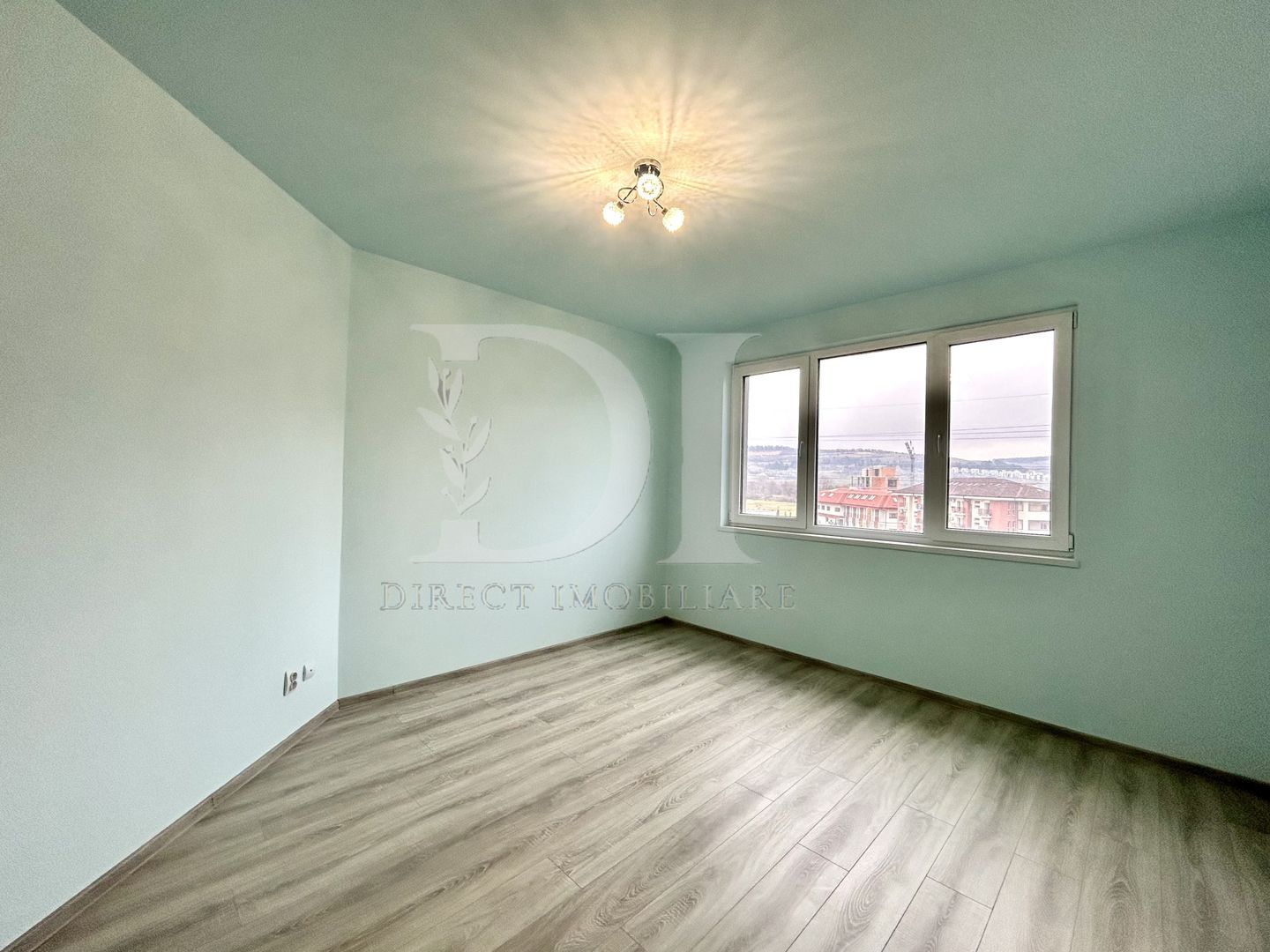 Apartament 3 camere, de vanzare  in Zona BMW / Floresti - Poză 11