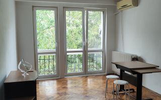 Vanzare apartament luminos de 2 camere in Titan-Lotru, pret negociabil - Poză 3