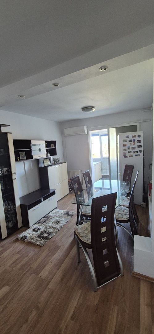 Apartament de vanzare 3 camere 46mp utili mobilat utilat boxa Ampoi 3 - Poză 1