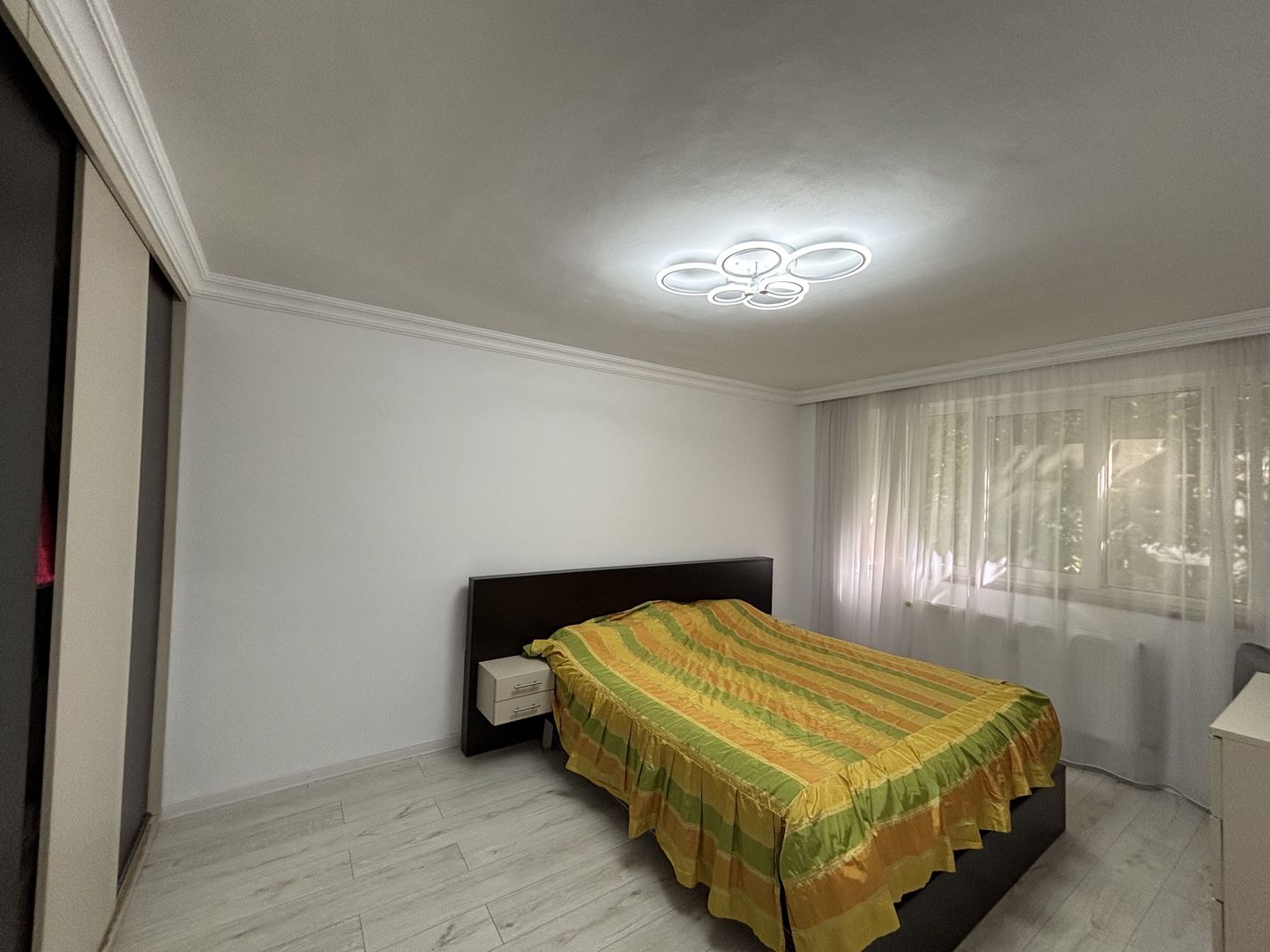 Apartament 3 camere Ozana – etaj 1, parcare inclusă, pet friendly - Poză 9