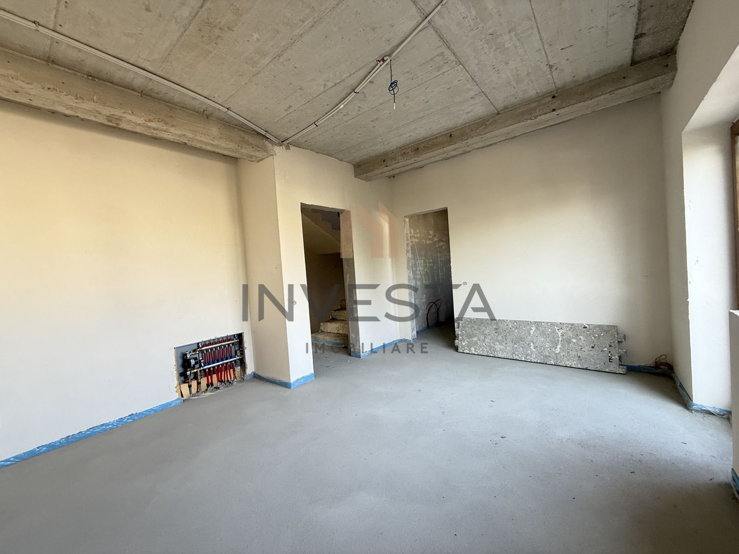 Duplex  cu suprafata utila generosa, pe o strada linistita! - Poză 9