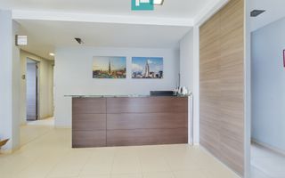 Clădire modernă pentru birouri 340 mp - Poză 3