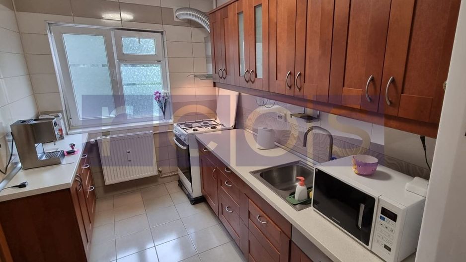 De Vanzare Apartament 3 camere decomandat 71 mp Zona Drumul Taberei - Poză 4