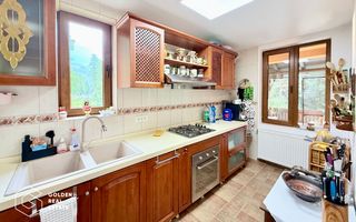 Vila de exceptie in Sinaia, mobilata, utilata, cu vedere superba - Poză 10