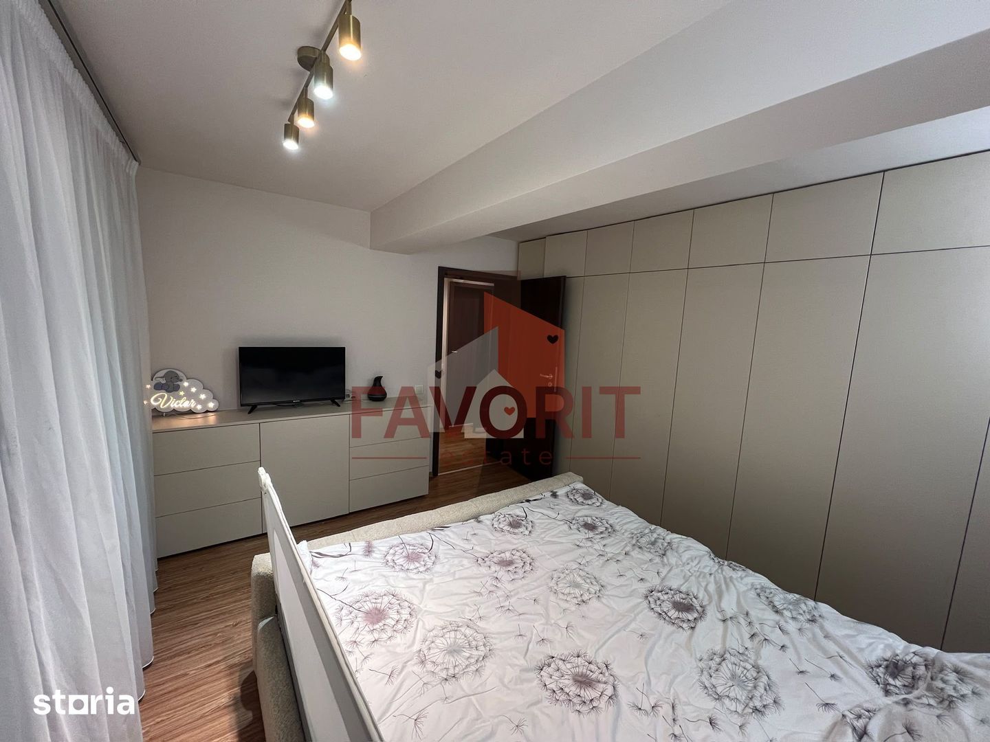 Mobilat si utilat. Terasa de 32 mp. Zona linistita. - Poză 6