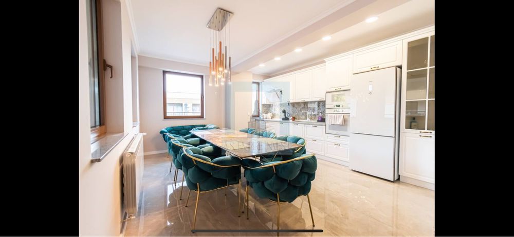 Apartament 3 camere de vanzare/ Poiana Brasov - Poză 2