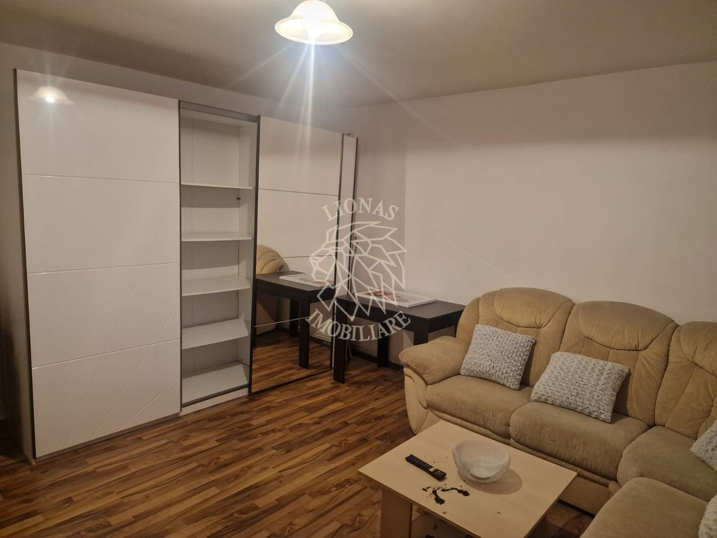 Apartament 111 mp-curte 144 mp-garaj-Zona Podul Jelnei - Poză 5