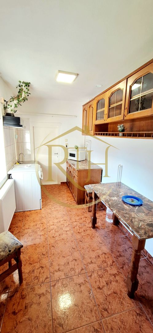 Oferim spre inchiriere casa spatioasa cu 2 camere, Zona Soarelui,cartier privat - Poză 11