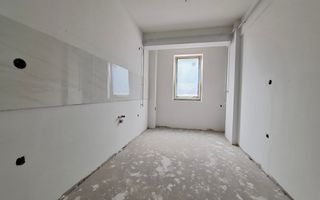 Apartament, 1 camera de vanzare in Iasi Valea Lupului, gradina proprie - Poză 1