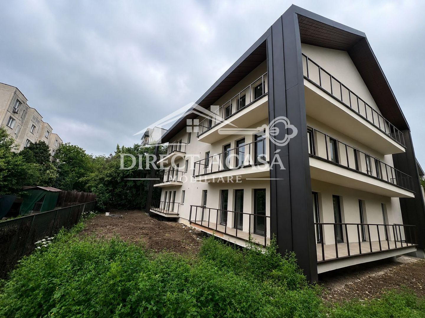 Apartament nou 3 camere 93 mp utili, terasă 18 mp și garaj - Unirii - Poză 1