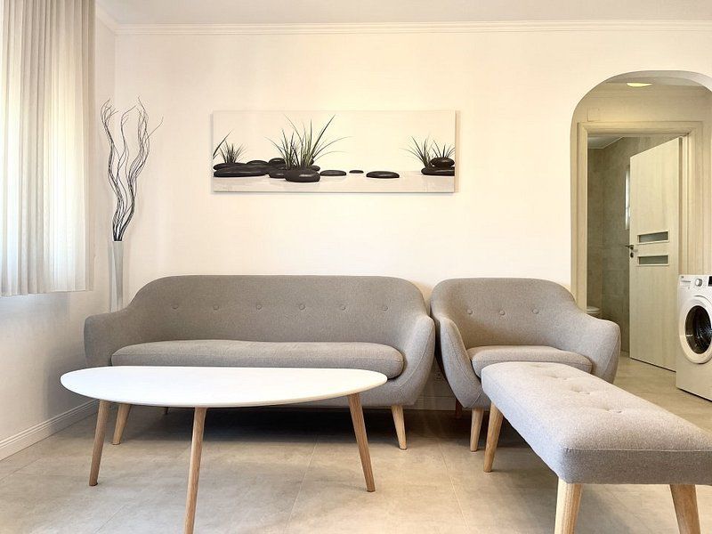 Apartament în Piața Victoriei, de închiriat, 2 camere - Poză 5