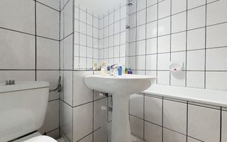 Apartament cu 5 camere decomandate, Cetate - zona scolii Mihai Eminescu - Poză 9