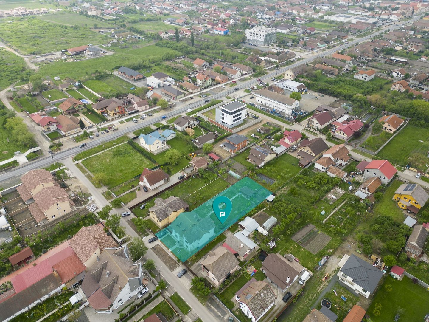 Vilă cu 8 camere în Săcălaz, Central - Poză 4