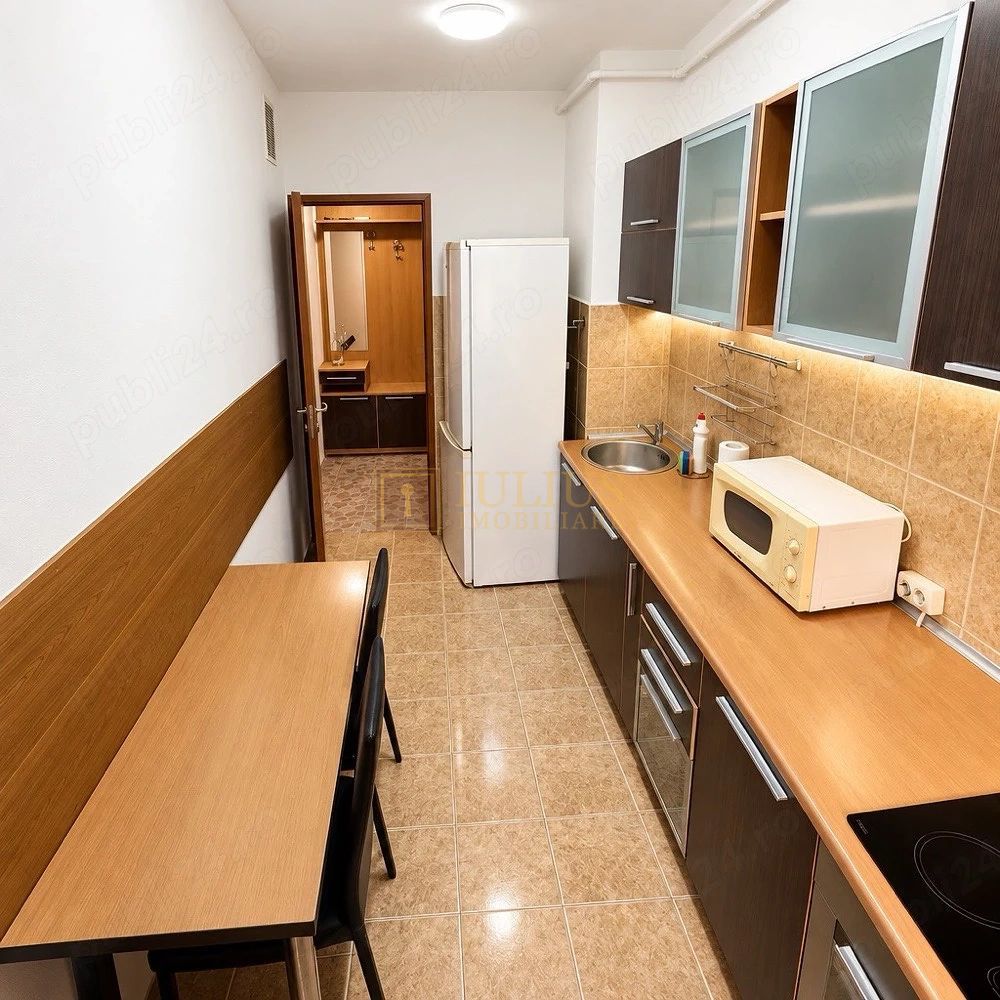 2 camere| vis a vis de Restaurantul Nora} centrala| etaj 3| apt frumos| AC - Poză 3