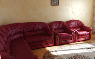 Vila 240 mp , situata la Ciusmea, pret 190000 euro neg - Poză 9