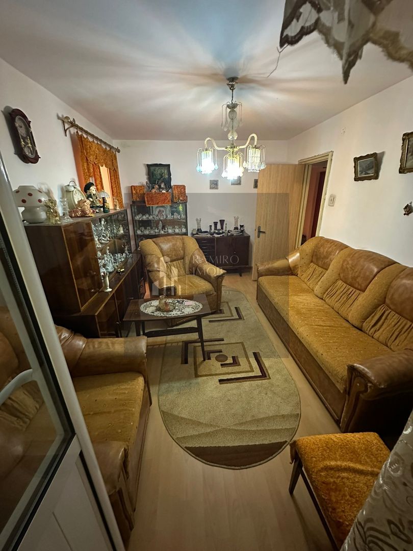 Apartament 3 camere Piata Progresul /etaj 2 - Poză 10