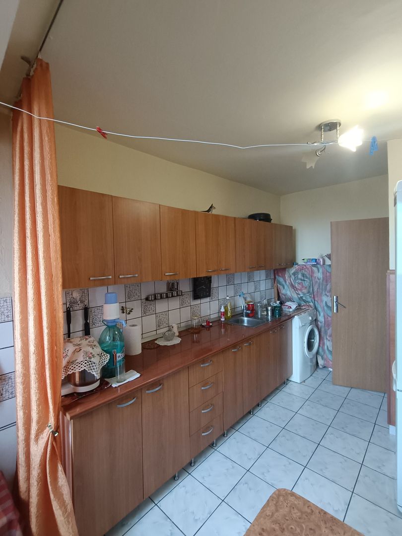 Apartament 3 camere, 70 mp utili, balcon, zona Cetate, Alba Iulia - Poză 4