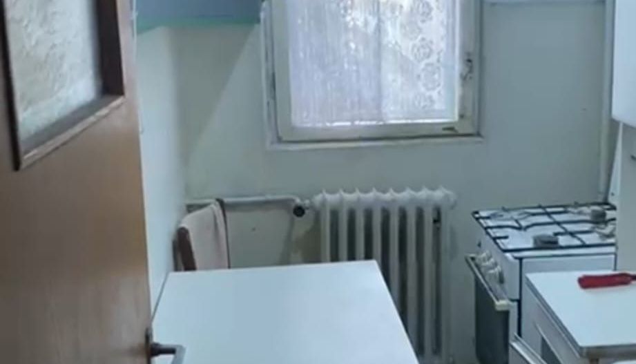 Apartament 4 camere de vanzare Apusului - Poză 9