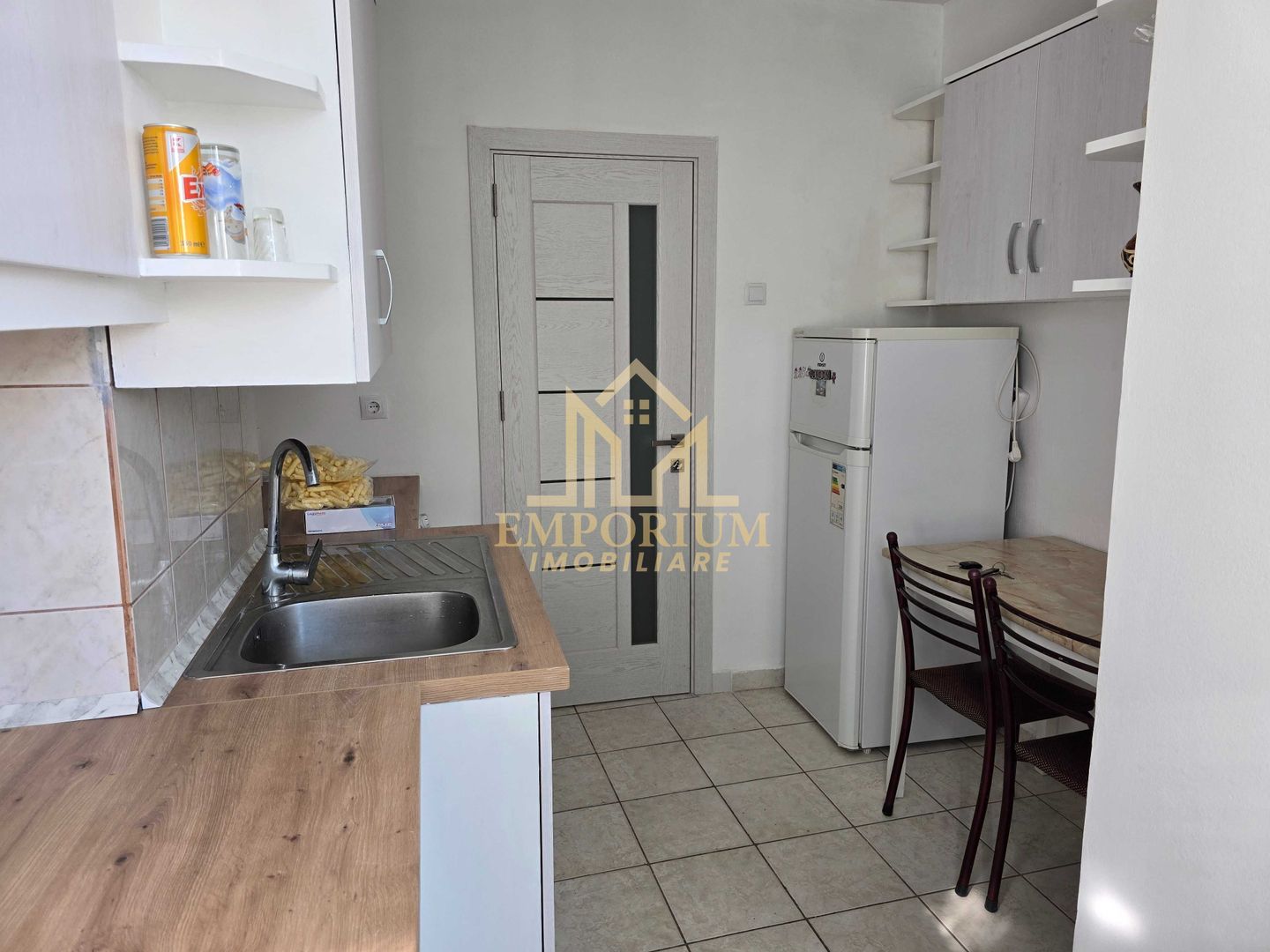 Apartament 2 camere Semidecomandat Hipodrom 2 zona Stadionul Municipal - Poză 4