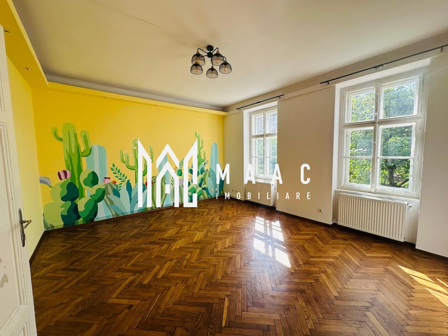 Apartament la casă | Decomandat | 100 MPU | Central - Poză 1