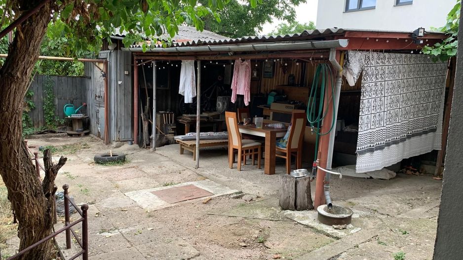 Casa 110 mp cu posibilitae de mansardare si curte cu potential - 7 strazi Gruia - Poză 13
