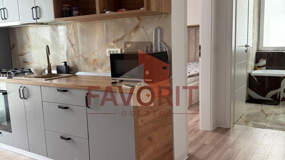 Mobilat si utilat. Etaj 1. Strada asfaltata - Poză 5