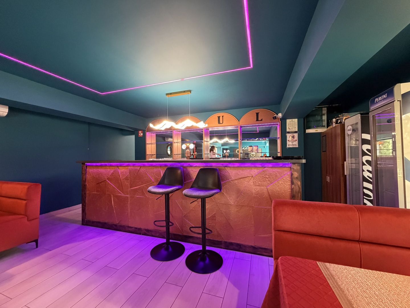 Afacere la cheie pe Strandul Neptun: restaurant, terasa, sala de evenimente - Poză 10